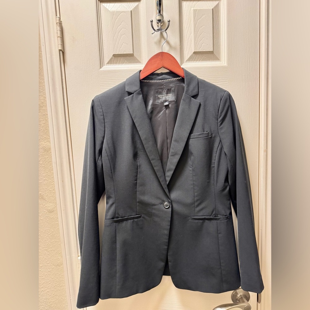 Banana Republic Classic Black Blazer, Size 4